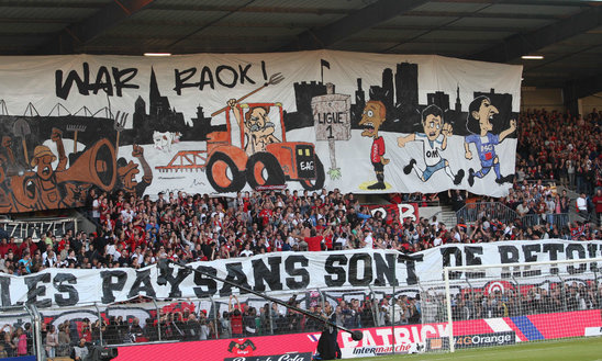 Tifo EAG (Crédit photo : Eaguingamp)