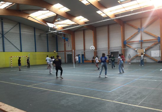 Un entrainement à l'AS Volley (Crédit photo : Théophile)