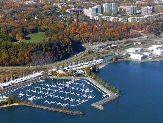 La ville de Québec offre une large vue sur le fleuve Saint-Laurent (Crédit photo : giggel)