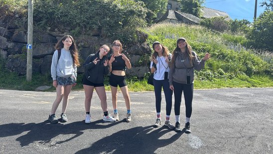 Nos vaillantes marcheuses fin prêtes ! (Crédit photo : L'oasis)
