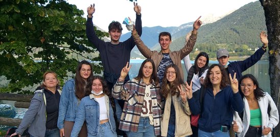 Groupe français devant le lac de Ledro (Crédit photo : JM Richardeau)