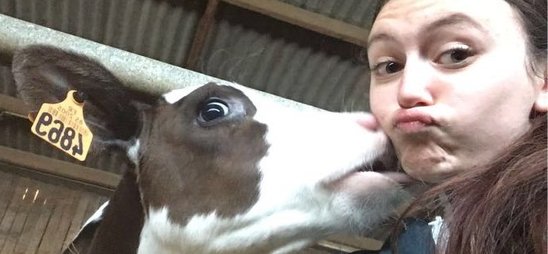 Cléa prend la pose. En stage, même les animaux sont sympas ! (Crédit photo : MFR-CFA Venansault)