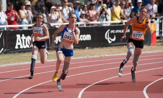 Marie-Amélie Le Fur, au centre, une championne en sprint. (Crédit photo : Fanny Schertzer)