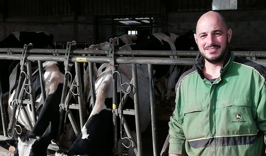 Nicolas, ancien alternant à la MFR est aujourd'hui un exploitant agricole épanoui. (Crédit photo : Nicolas H)