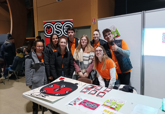 Un stand vivant et pédagogique. (Crédit photo : Adélaïde Beaudoin)