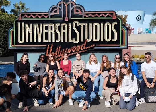 Le groupe français devant Universal studios. (Crédit photo : Mme Bourreau)