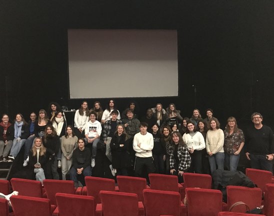 Le Théâtre municipal de Saint-Lô a accueilli les élèves de 1ère HLP. (Crédit photo : M. Chesnel)