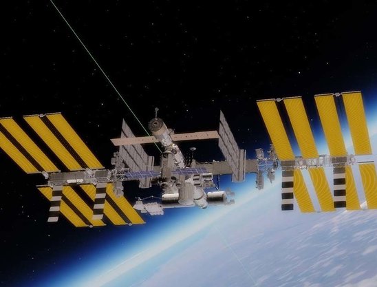 La station spatiale internationale en orbite autour de la Terre. (Crédit photo : Pixabay.com - François)