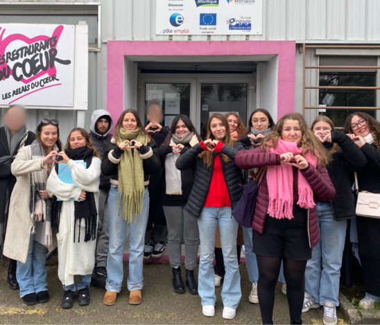 Le groupe en visite aux \