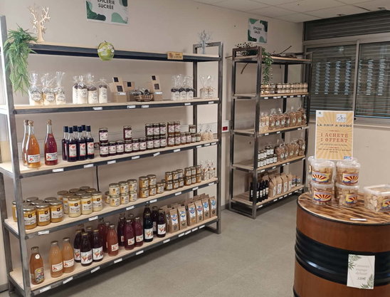 Le magasin pédagogique: Le Petit Local au lycée Pierre et Marie Curie (Crédit photo : Muriel BOUVET)