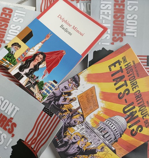 Deux exemples parmi les 10000 livres censués aux Etats-Unis. (Crédit photo : Lucile Berthelot)