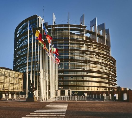 Le parlement européen, l’organe législatif de l’Union européenne, à Strasbourg (Crédit photo : Freepik)