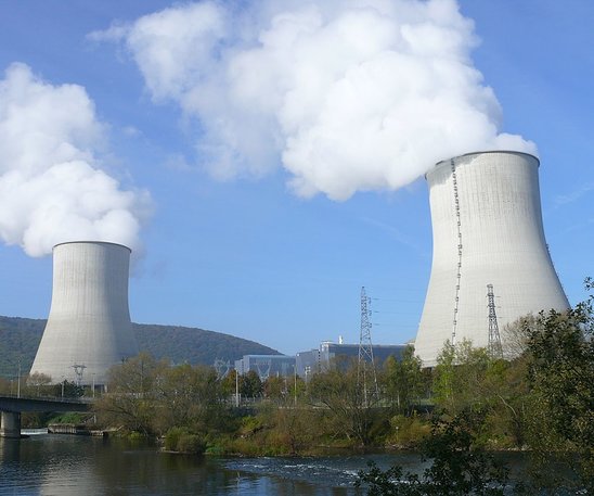 Centrale nucléaire Chooz A (Crédit photo : CC BY-SA 3.0 MOSSOT)