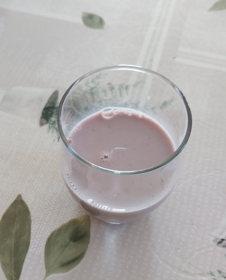 Qui a déjà goûté le lait violet mayennais ? (Crédit photo : Willian CLAIRET)