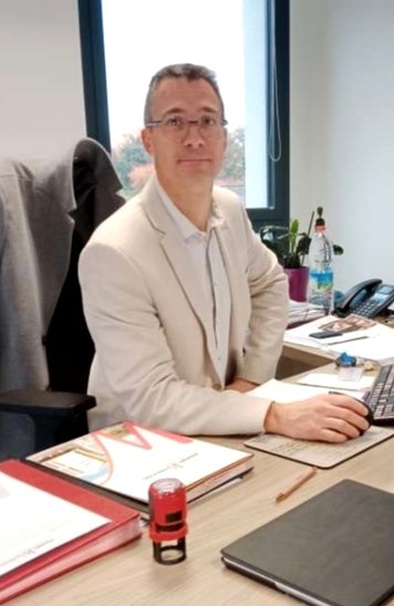 M.Lasne est le nouveau directeur. (Crédit photo : Théo)