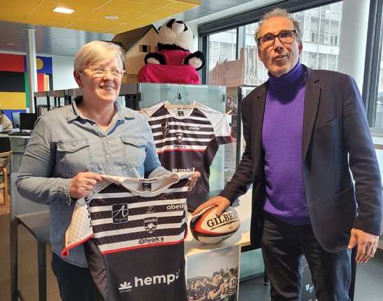 Sophie Fortin au côté de JB.Portier, le président du SCO Rugby. (Crédit photo : V.Onillon)