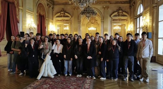 A la découverte de l'Assemblée nationale. (Crédit photo : Ilda Ramos et Lily-Rose Gaborieau)