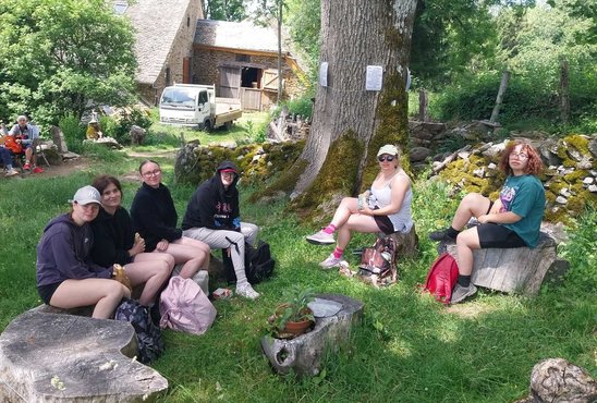 Une pause pique-nique méritée (Crédit photo : L'oasis)