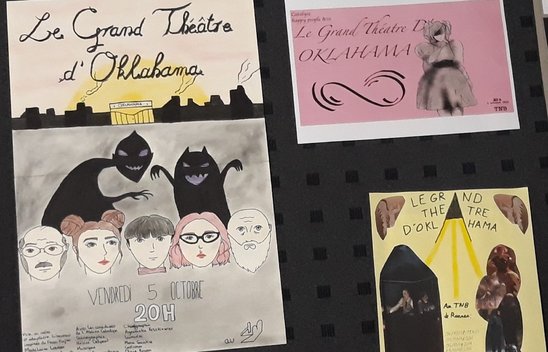 Affiches réalisées par les lycéens de l'atelier théâtre (Crédit photo : © Paul-Erwan Sinaud)
