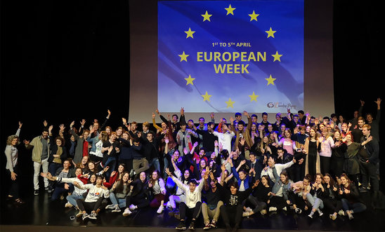 Soirée européenne (Crédit photo : Lycée Charles Péguy)